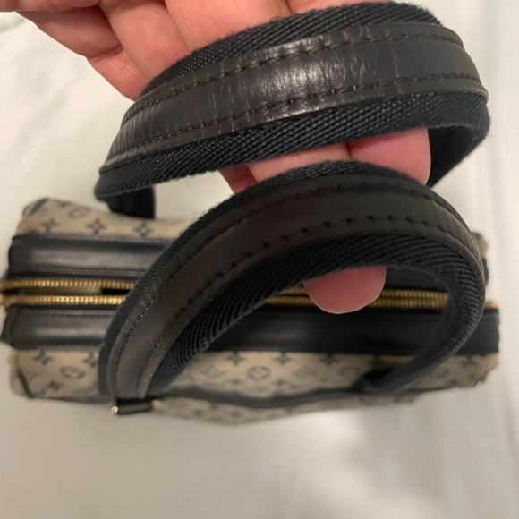 Louis Vuitton Monogram Josephine Women Bag - Picture 13 of 13